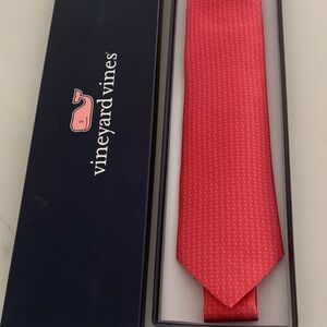 NWT Vineyard Vines Vibrant Pink Silk Tie -custom collection for Cambridge Trust